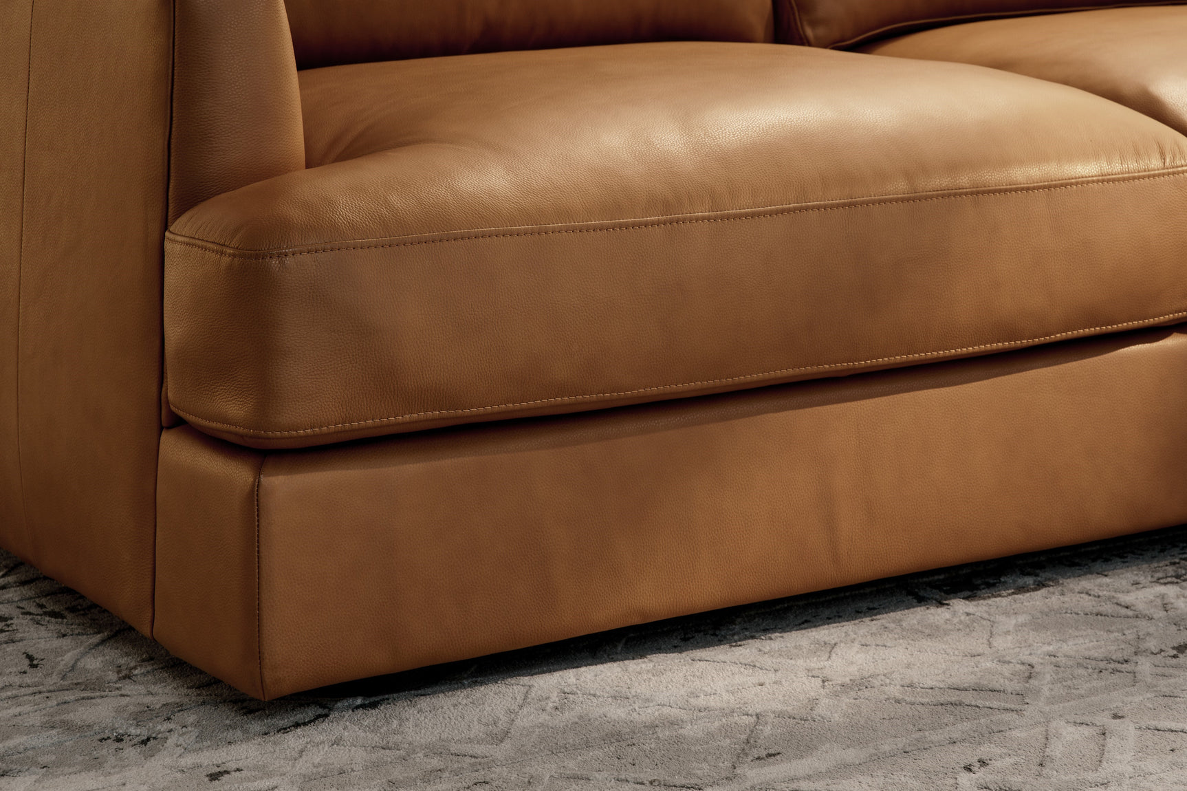 Valencia Serena Leather L-shape with Right Chaise Sectional Sofa, Cognac