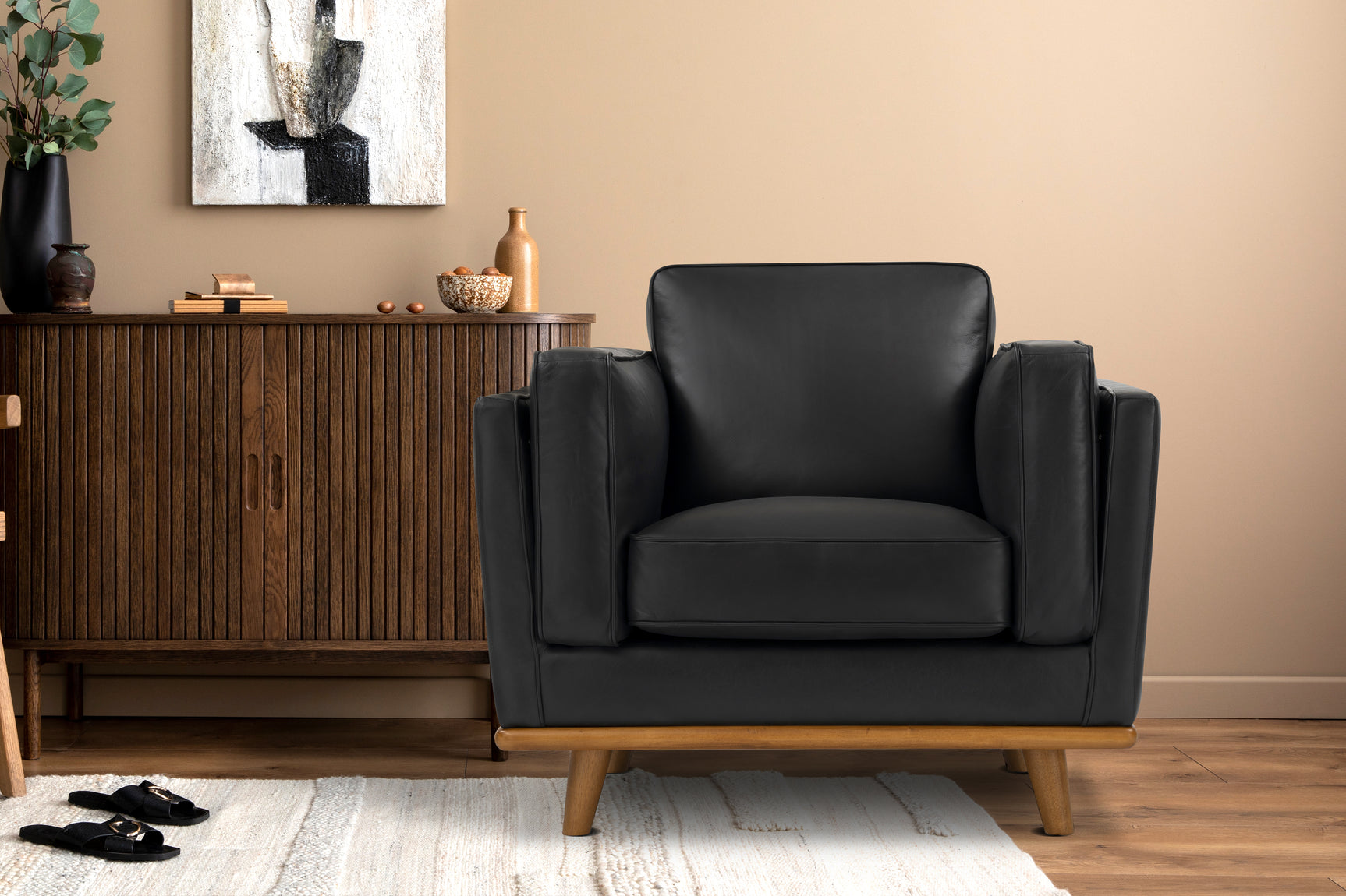 Valencia Artisan Leather Accent Chair, Black Color